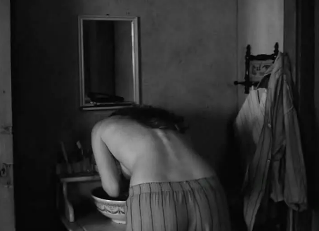 《羞耻》：愤怒而绝望的反战电影