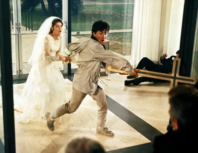 《毕业生》:好莱坞“反抗式”文化 《毕业生》:好莱坞“反抗式”文化