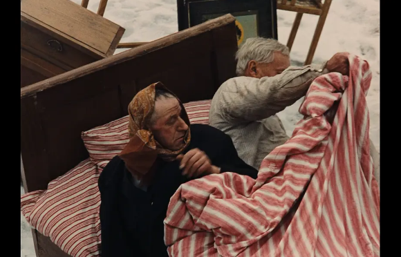 《消防员舞会》：舞会众生相