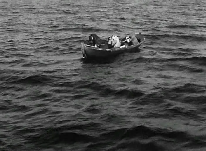 《羞耻》：愤怒而绝望的反战电影