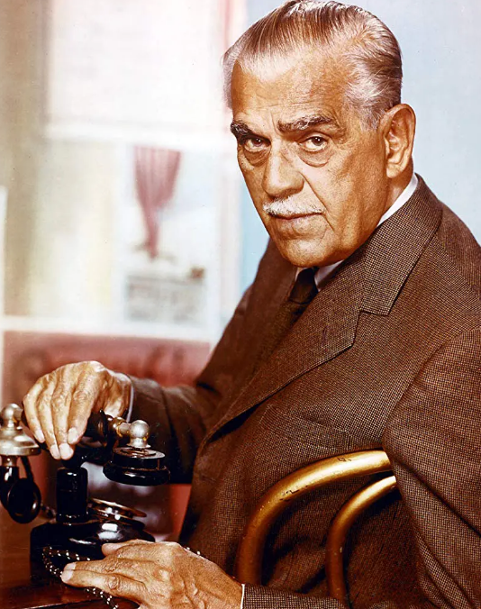 《目标》：好莱坞低成本类惊悚电影