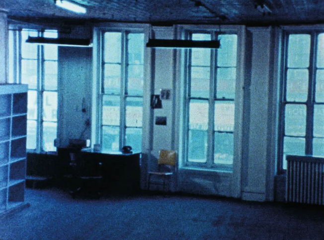 《波长》:形式悬疑取代故事悬疑 《波长》:形式悬疑取代故事悬疑