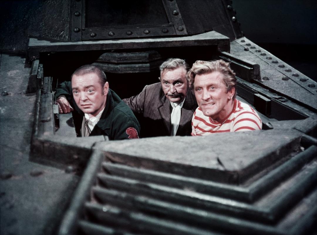 最具童趣的科幻影片：《海底两万里》