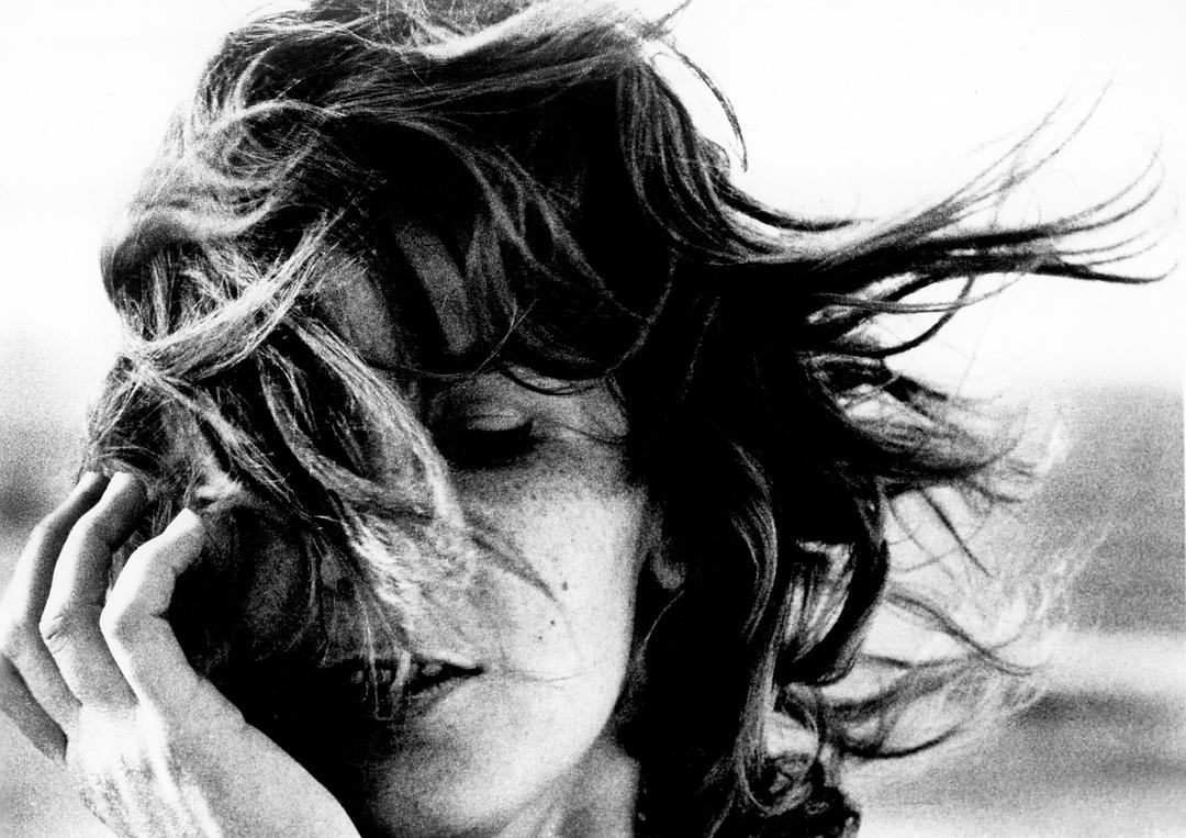 用逻辑和时间无法解开的谜团：《堤》