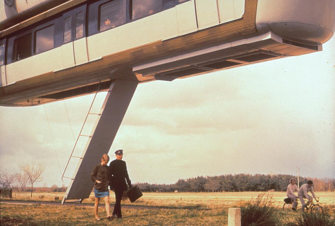 具有超前意识和讽刺效果的惊悚影片：《华氏451度》