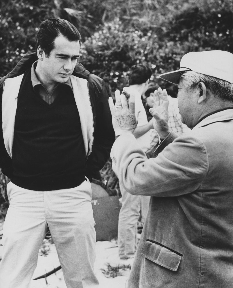 极具实验性的科幻艺术片:《脱胎换骨》 极具实验性的科幻艺术片:《脱胎换骨》