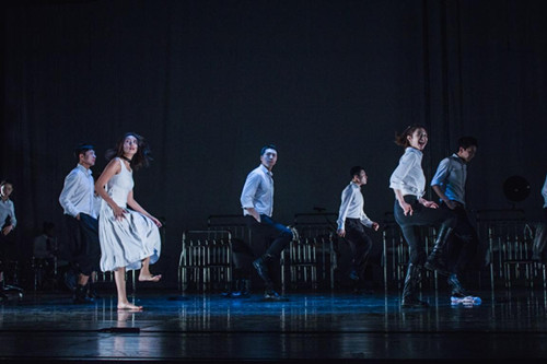 2022戏剧《他有两把左轮手枪和黑白相间的眼睛》杭州站剧目介绍及门票预览