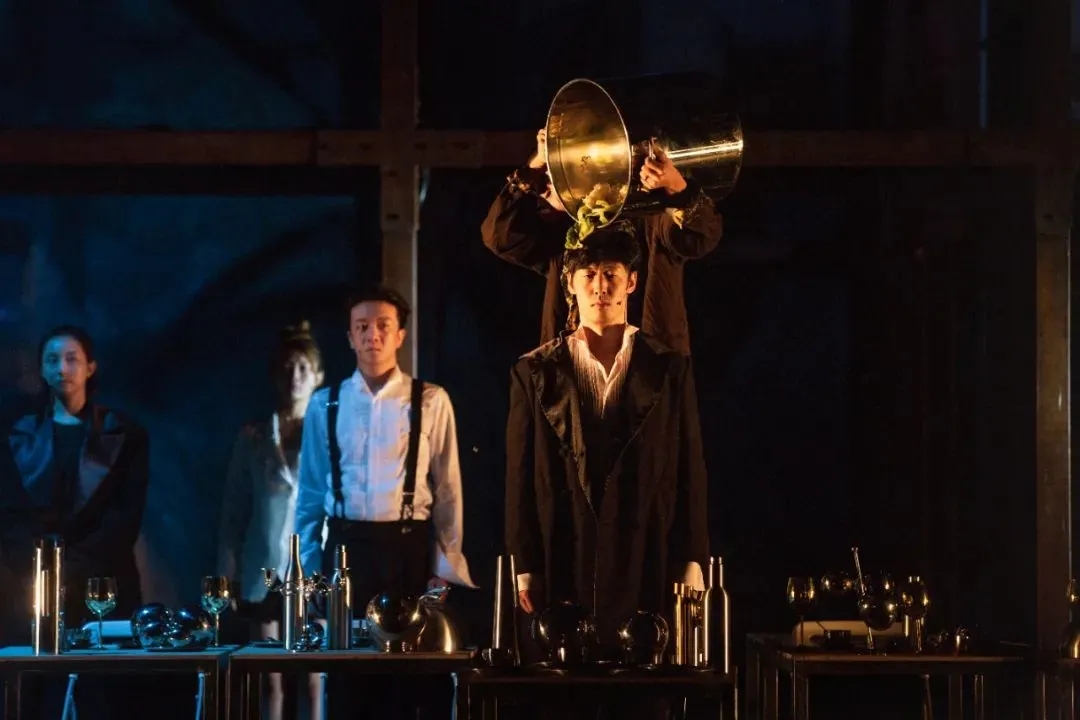 戏剧《红与黑》天津站剧情简介、订票指南