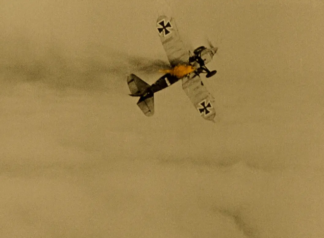 《翼》：无声的经典