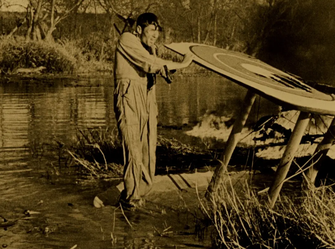 《翼》：无声的经典