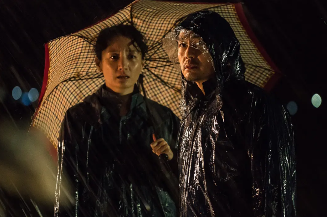 《汽车维修站》：充满细节的剧情片