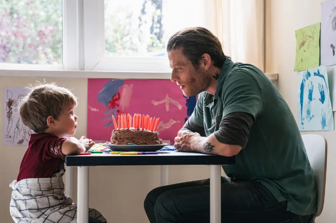 《默默无闻》:温暖而动人的亲情 《默默无闻》:温暖而动人的亲情