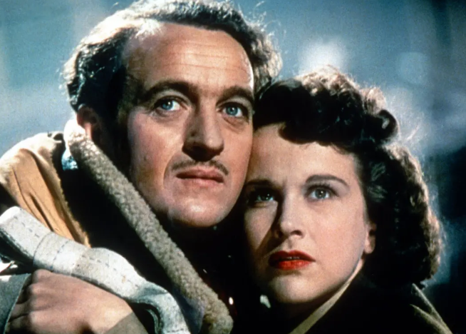 《平步青云》:充满想象力与创造力的战争片 《平步青云》:充满想象力与创造力的战争片