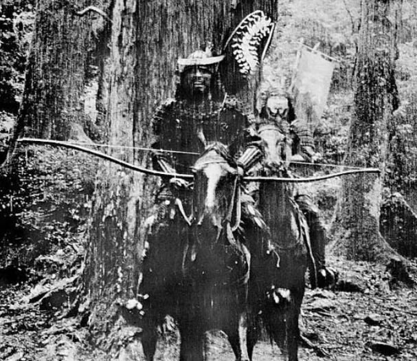 《蜘蛛巢城》：黑泽明的电影改编艺术