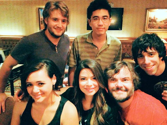 《摇滚校园》：浓浓喜剧色彩的摇滚电影