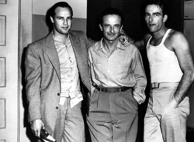 《乱世忠魂》：富有感染力的美式主旋律