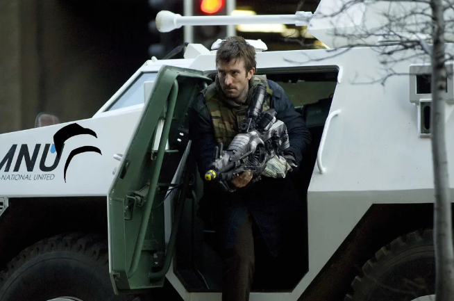 《第九区》：智慧生物应该惺惺相惜