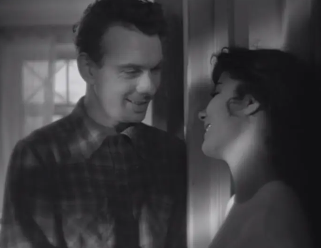 《雁南飞》:极具诗意的战争电影 《雁南飞》:极具诗意的战争电影