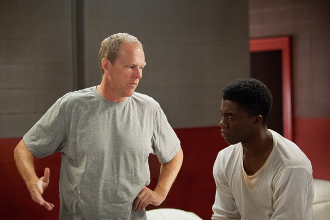 《42号传奇》:坚持内心的信念 《42号传奇》:坚持内心的信念