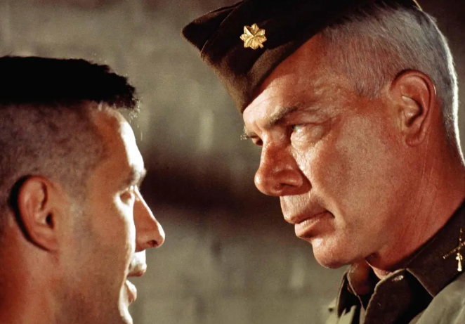 《十二金刚》:电影版加里森敢死队 《十二金刚》:电影版加里森敢死队