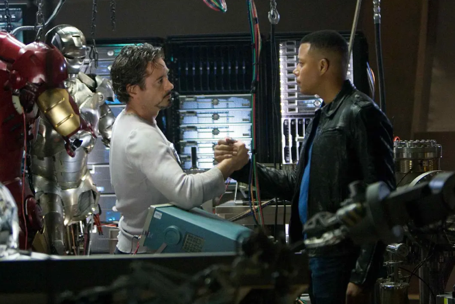 《钢铁侠》：个人英雄主义以国家形式表述