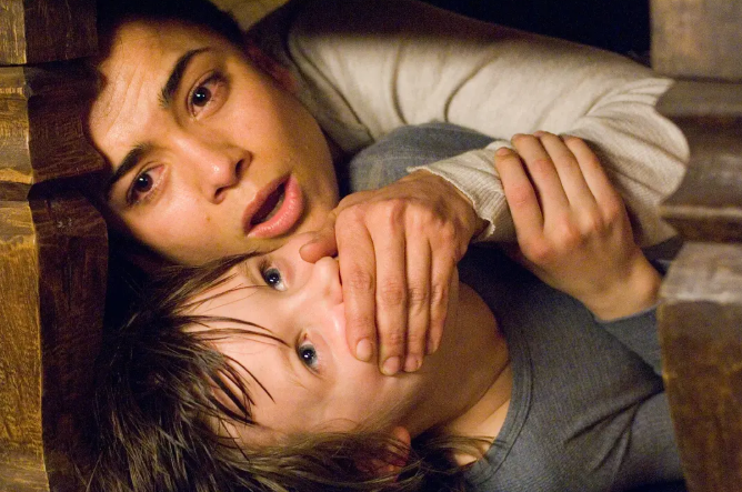 《我是传奇》：将孤独的氛围渲染到极致