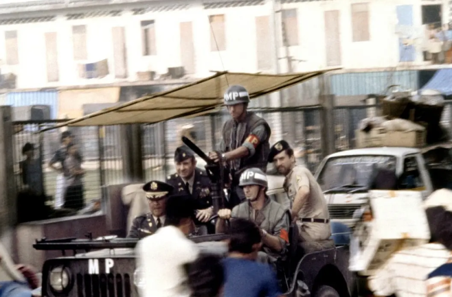 《猎鹿人》：战争带来的“蝴蝶效应” 