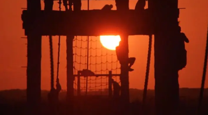 《全金属外壳》：人性是一座桥梁