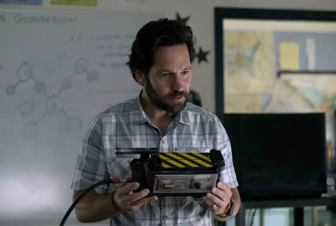 《超能敢死队》：科幻片与现实的融合