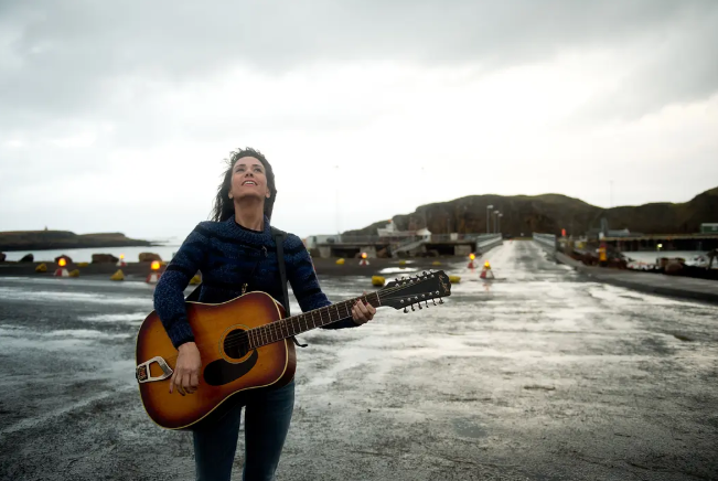 《白日梦想家》：虚幻的白日梦想