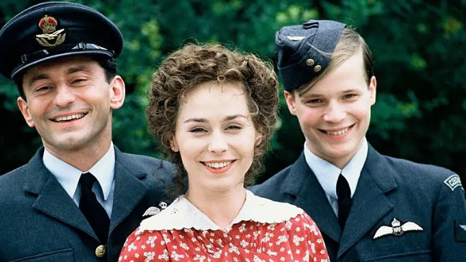 《烈日长虹》：永不失落的世界