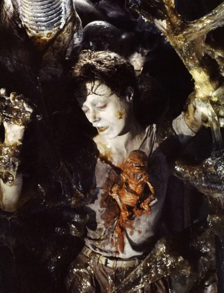 《异形2》:商业“怪物”模式下的美国电影 《异形2》:商业“怪物”模式下的美国电影