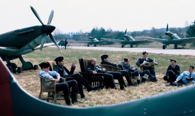 《烈日长虹》：永不失落的世界