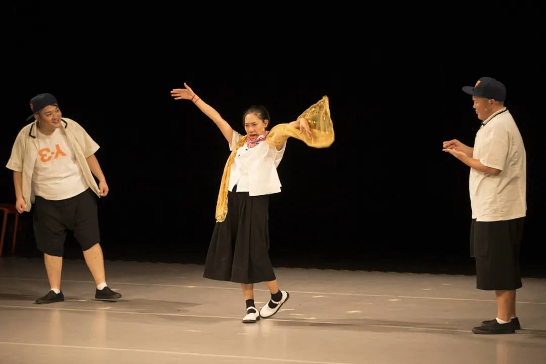 2022盛京戏剧大赏仙童戏剧致敬华语经典原创编导李国修经典喜剧《三人行不行》-沈阳站