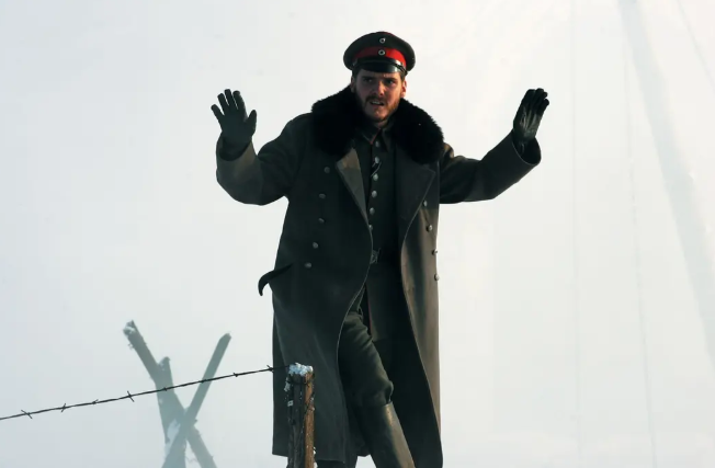 《圣诞快乐》：停战之夜