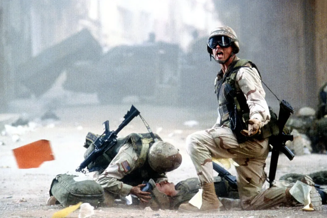 《黑鹰坠落》：战争是什么