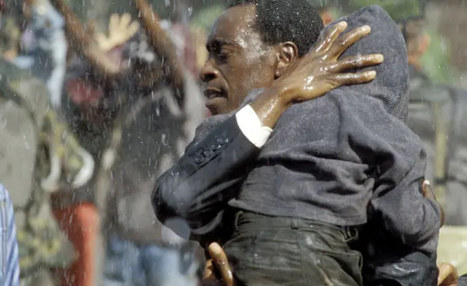 《卢旺达饭店》：根据真实事件改编的影片