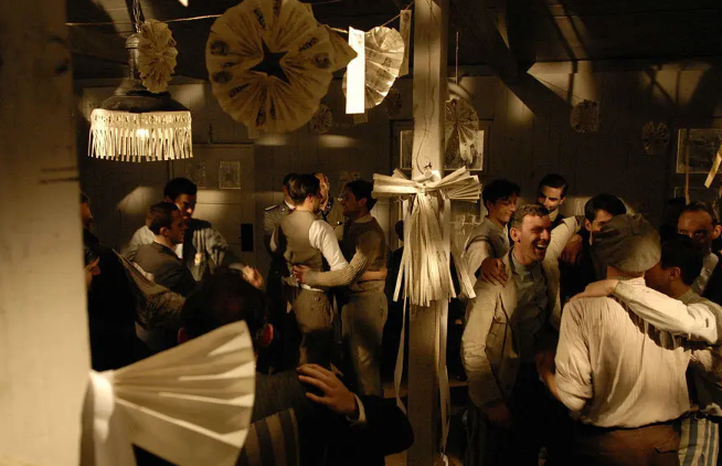 《伪钞制造者》:正视历史上的民族 《伪钞制造者》:正视历史上的民族