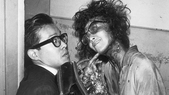 《铁男1:金属兽》：中二少年金属世界梦