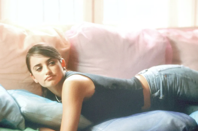 《睁开你的眼睛》：梦境即是现实的反面