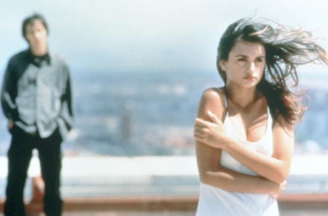 《睁开你的眼睛》：梦境即是现实的反面