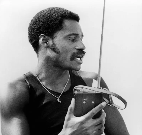 《斯威特拜克之歌》：美国独立电影历史上的关键一笔