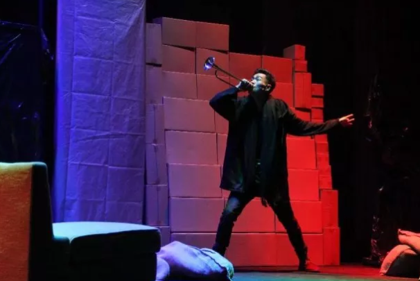 2022喜剧《我只是比较容易放弃》上海站演出介绍、订票链接