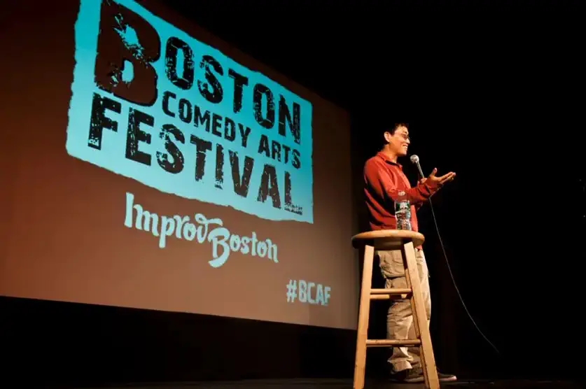 2022黄西脱口秀《滚蛋吧，自卑》母亲节专场-海口站