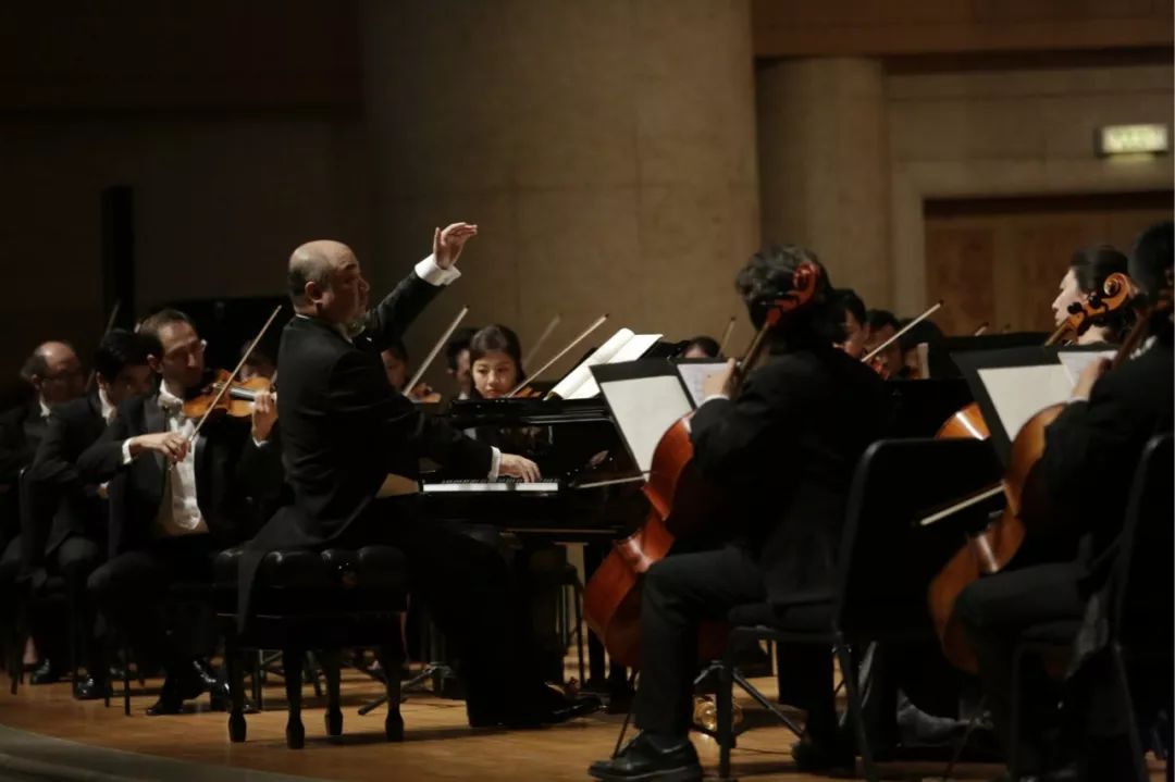 2022法兰西之光——上海歌剧院交响乐团音乐会-上海站 2022法兰西之光——上海歌剧院交响乐团音乐会-上海站