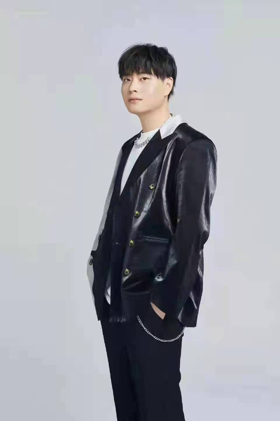 2022小青龙何程郑州演唱会什么时间开始？门票在哪买？