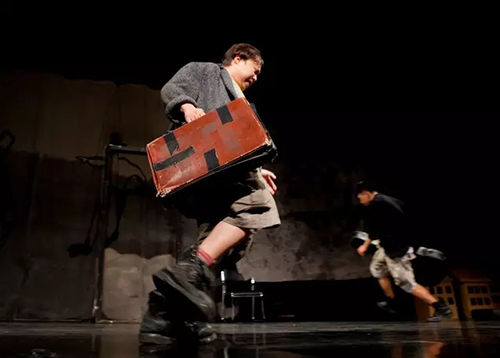 2022戏剧《两只狗的生活意见》西安站门票价格、剧情简介