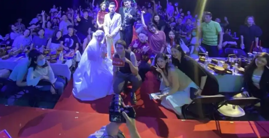 2022喜剧《捞金晚宴》成都站门票信息+演出介绍