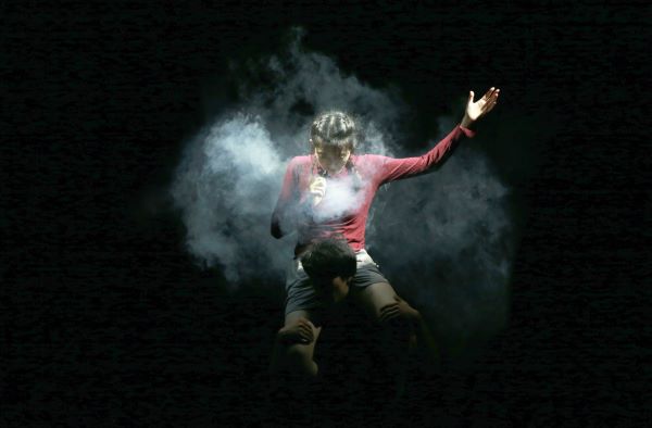 2022第八届乌镇戏剧节特邀剧目·现代舞剧《七窍生烟》-广州站