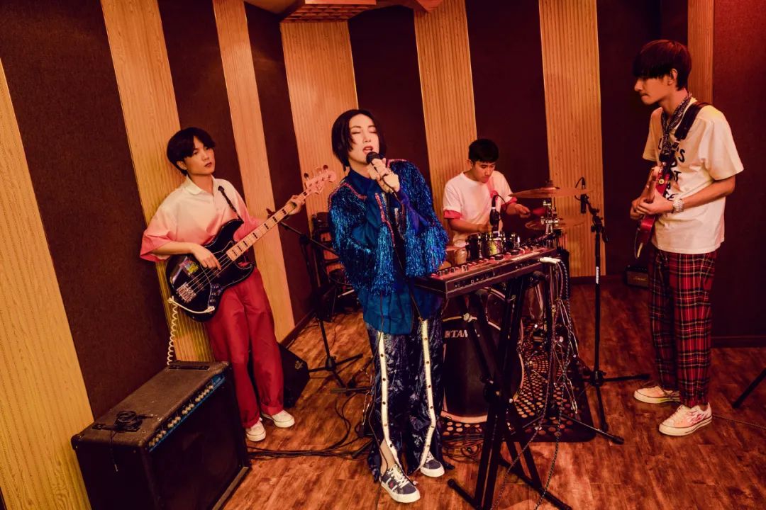 2022肆囍乐队 |「肆囍全国巡演」-温州站 2022肆囍乐队 |「肆囍全国巡演」-温州站